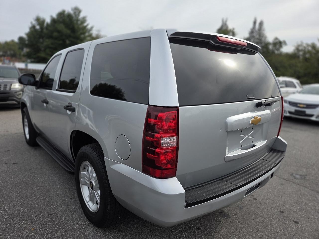 Chevrolet Tahoe 2WD 4dr 1500 Commercial 2012