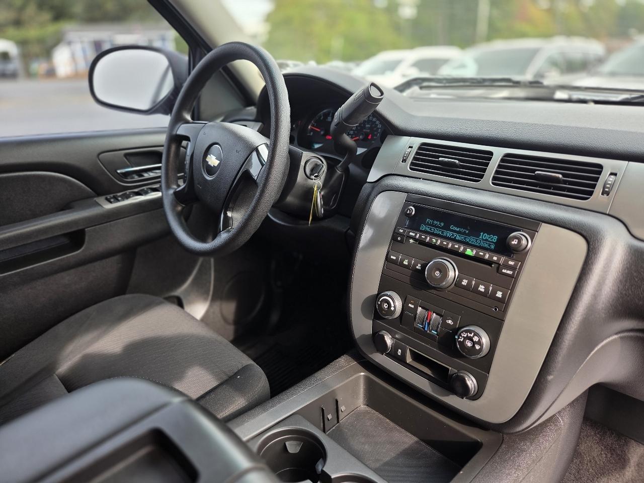 Chevrolet Tahoe 2WD 4dr 1500 Commercial 2012