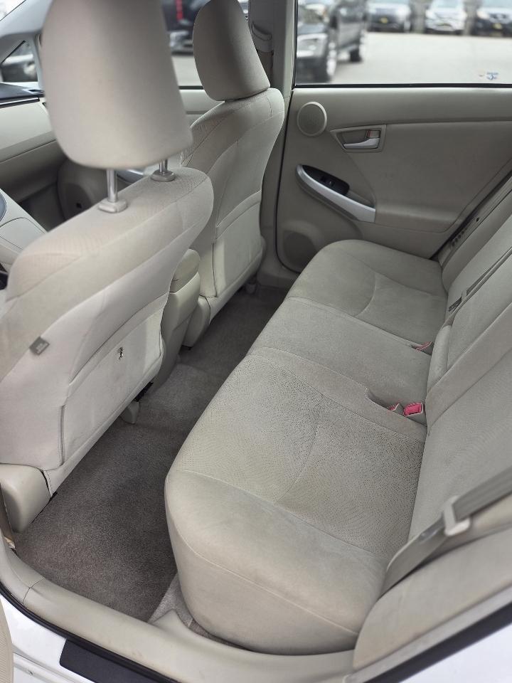 Toyota Prius 5dr HB III (Natl) 2011