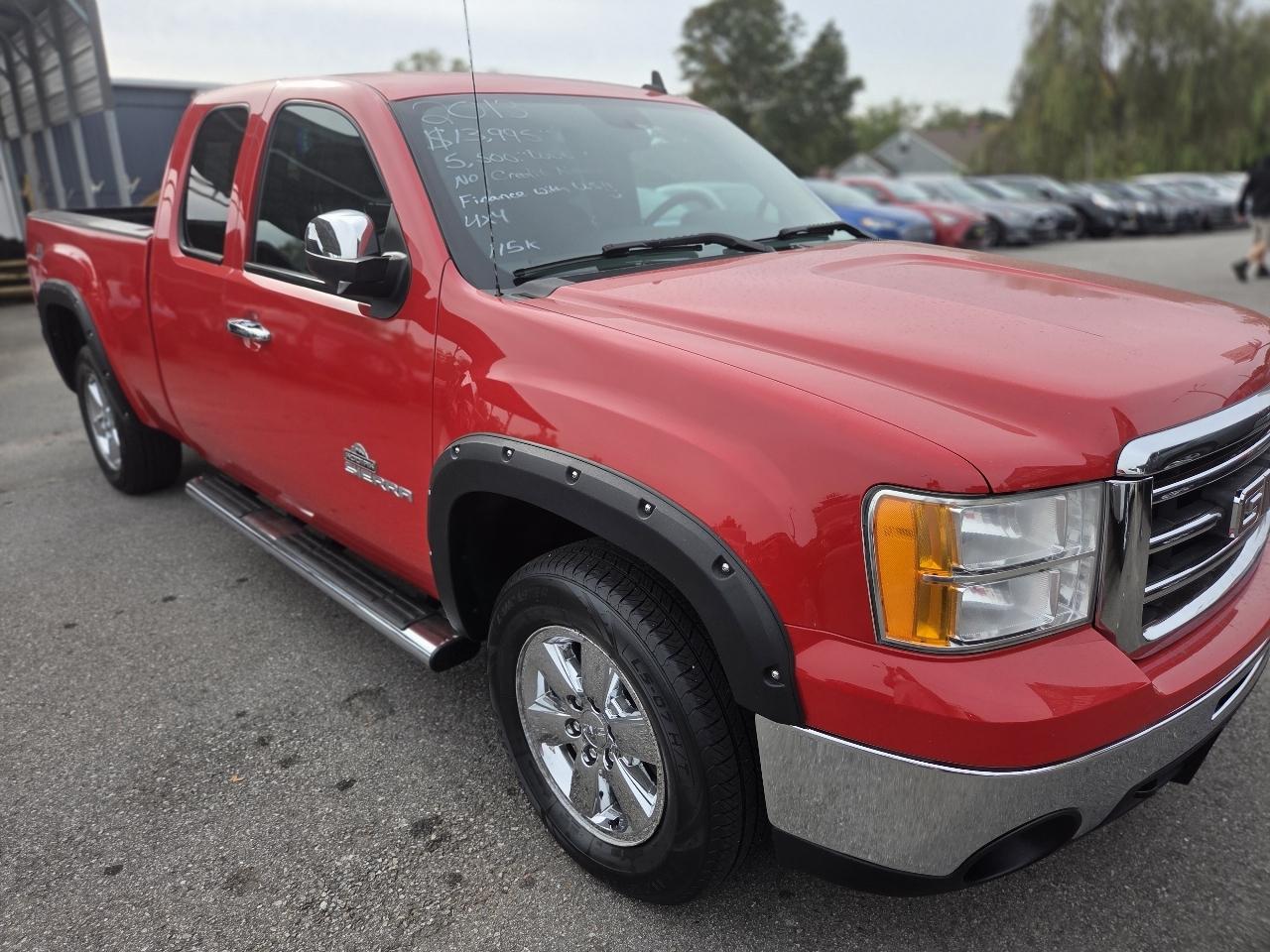 GMC Sierra 1500 4WD Ext Cab 143.5" SLE 2013