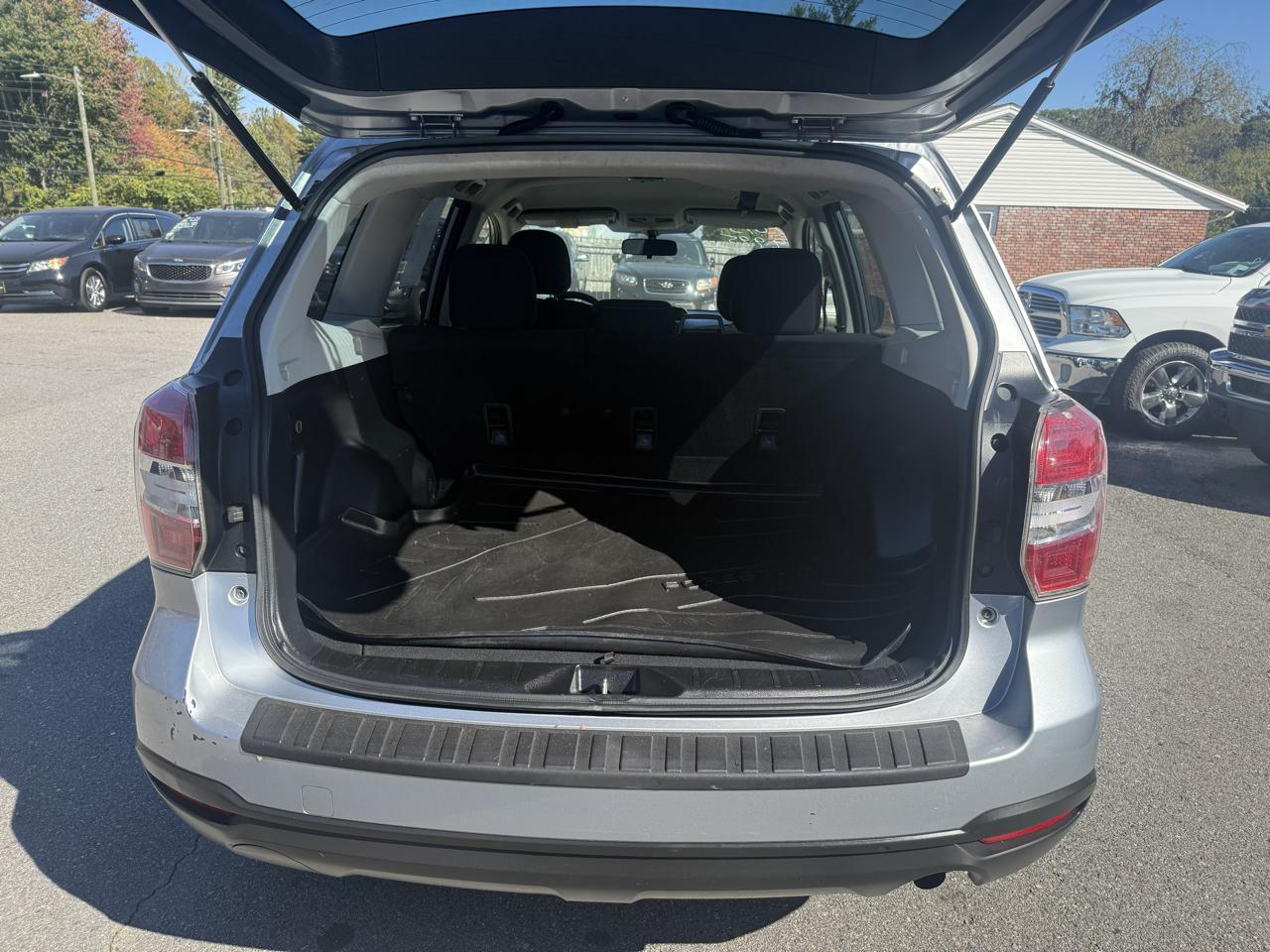 Subaru Forester 4dr CVT 2.5i PZEV 2015