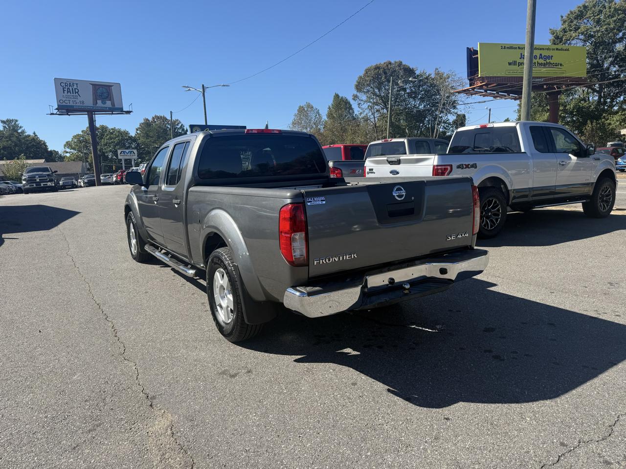 Nissan Frontier 4WD Crew Cab LWB Auto SE 2008