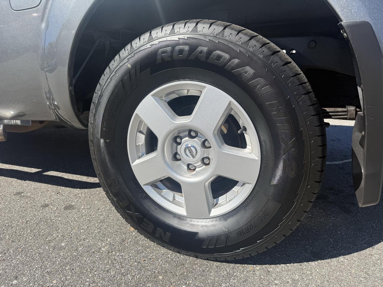 Nissan Frontier 4WD Crew Cab LWB Auto SE 2008