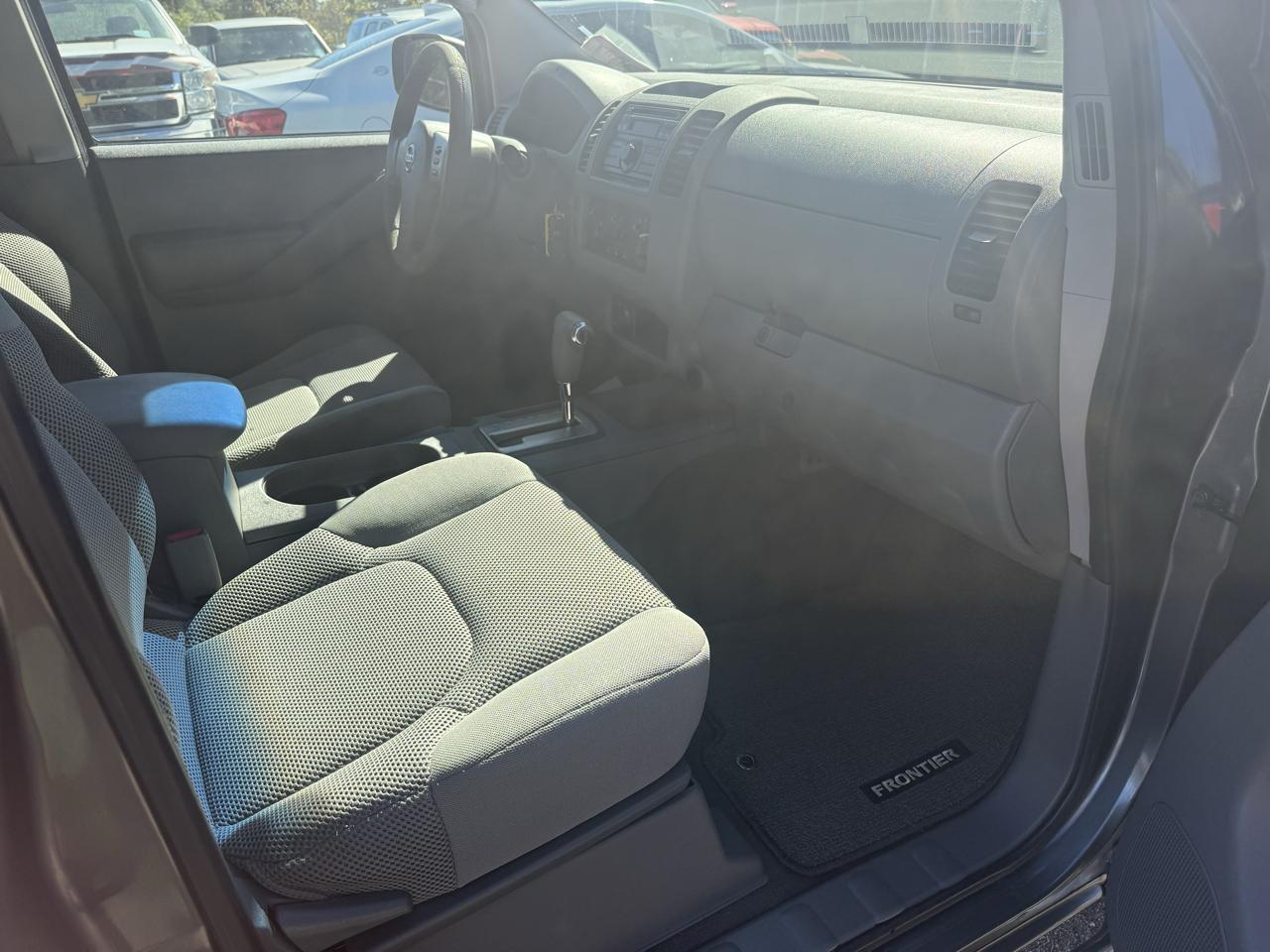 Nissan Frontier 4WD Crew Cab LWB Auto SE 2008
