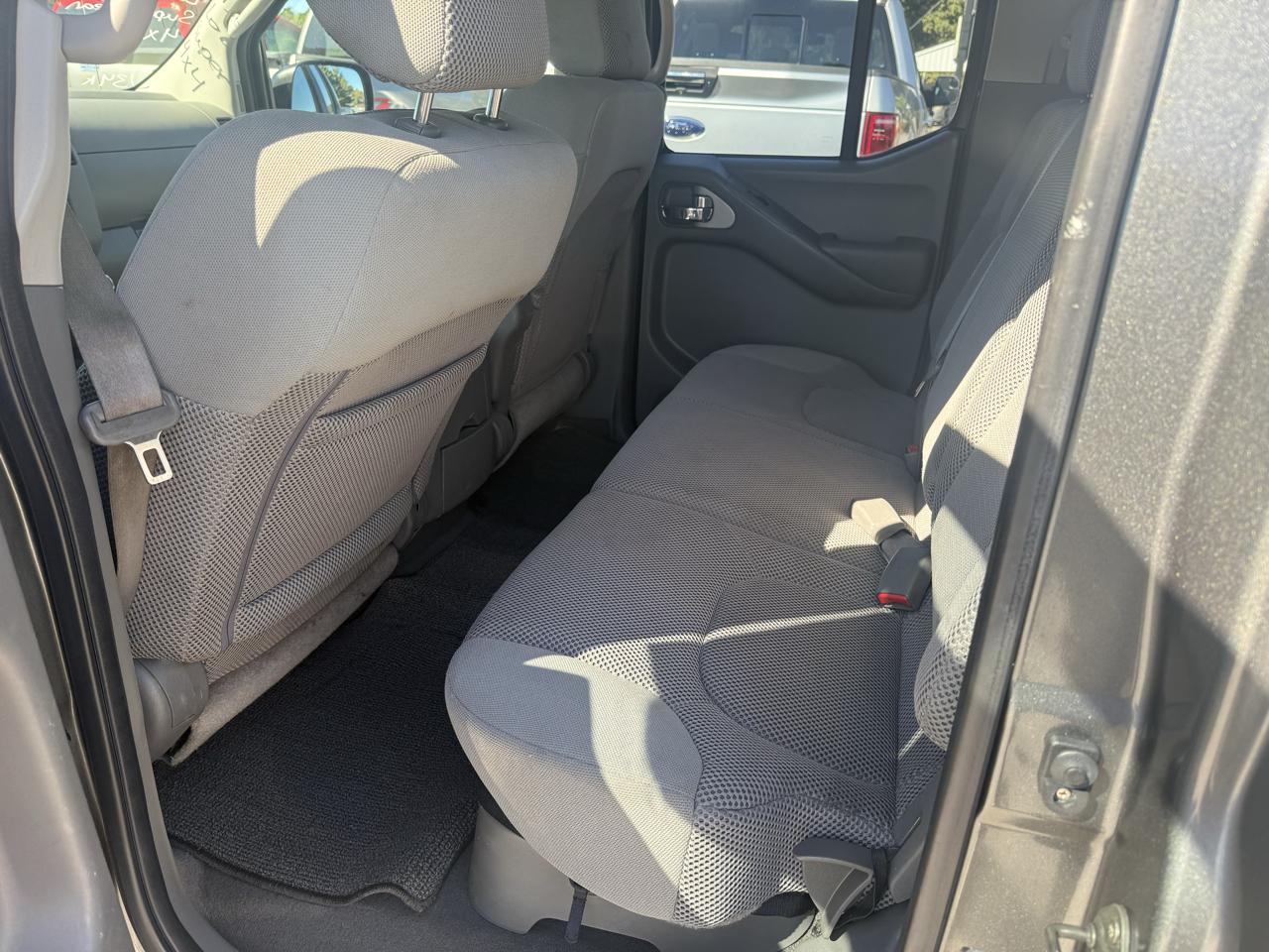 Nissan Frontier 4WD Crew Cab LWB Auto SE 2008