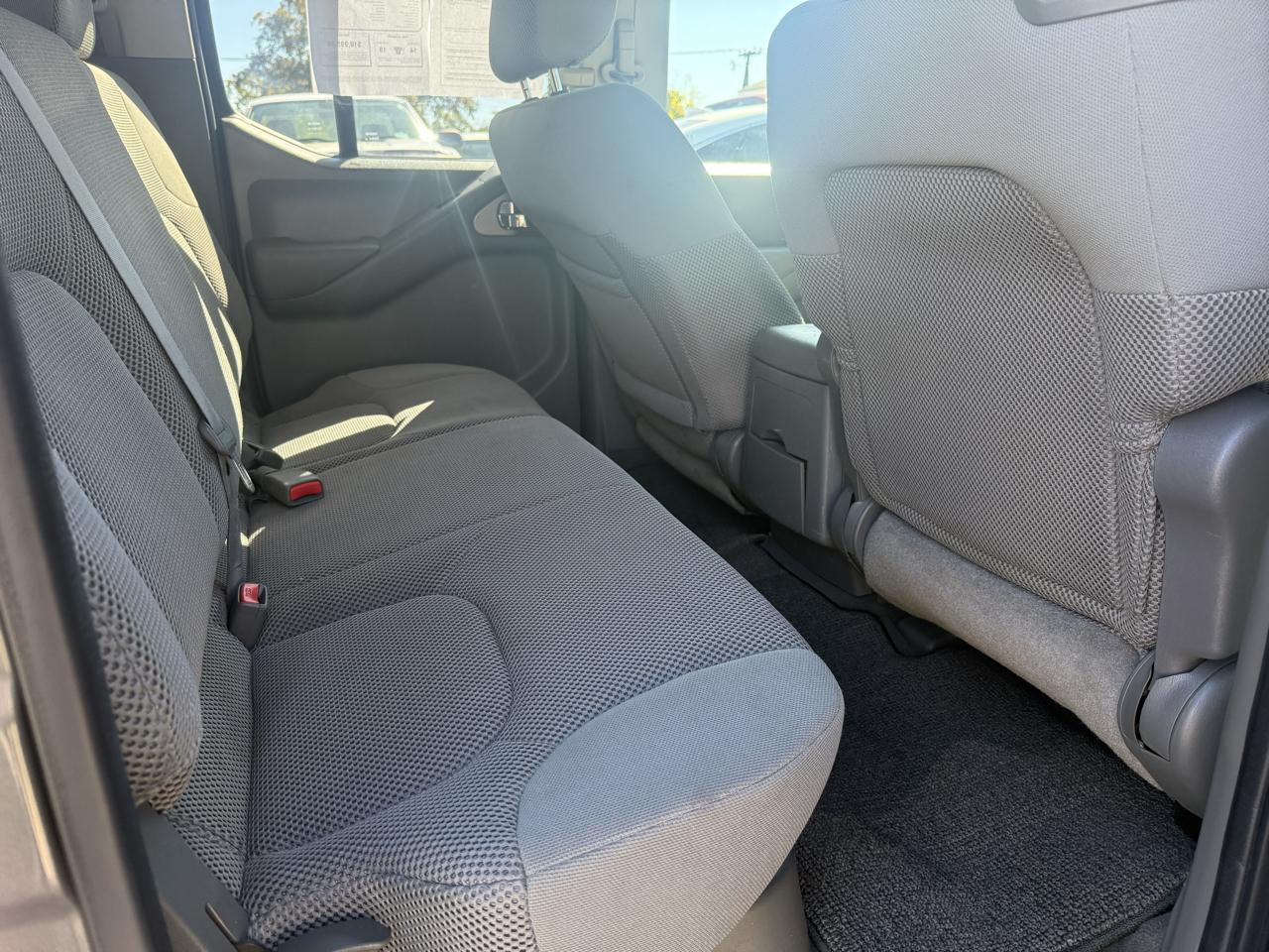 Nissan Frontier 4WD Crew Cab LWB Auto SE 2008