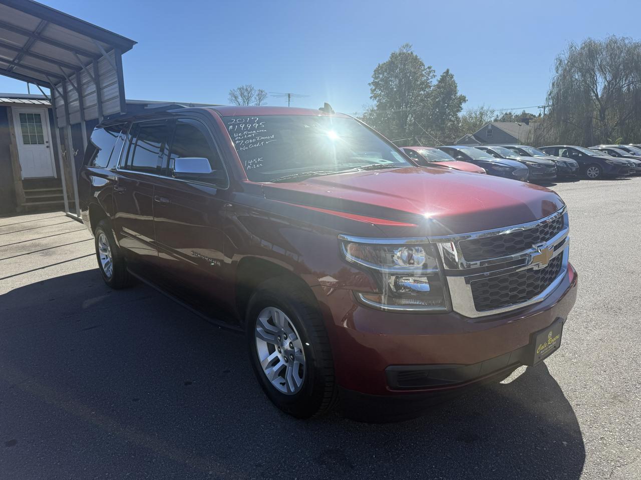 Chevrolet Suburban 4WD 4dr 1500 LT 2017