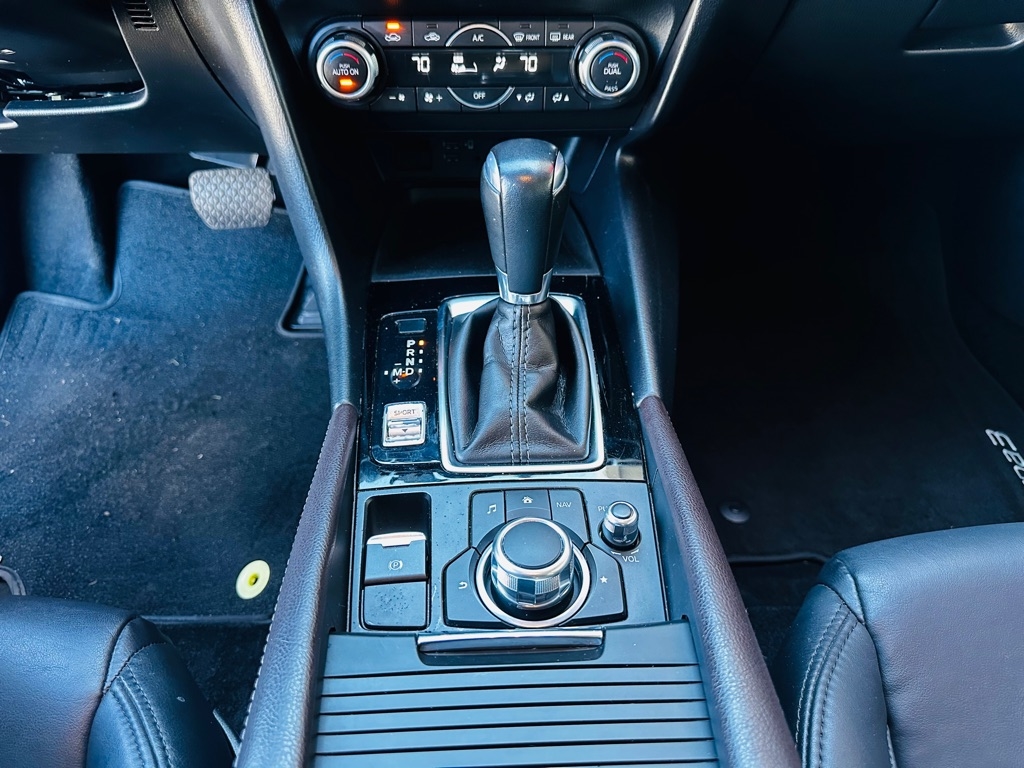 Mazda MAZDA3  2018 Mazda MAZDA3  2018