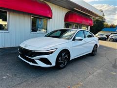 2025 Hyundai Elantra 