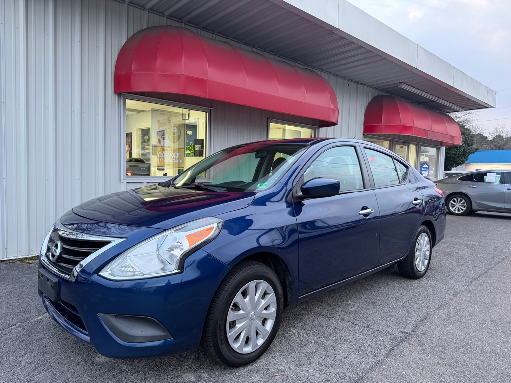Nissan Versa  2019
