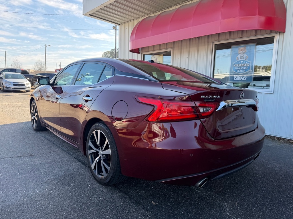 Nissan Maxima  2018
