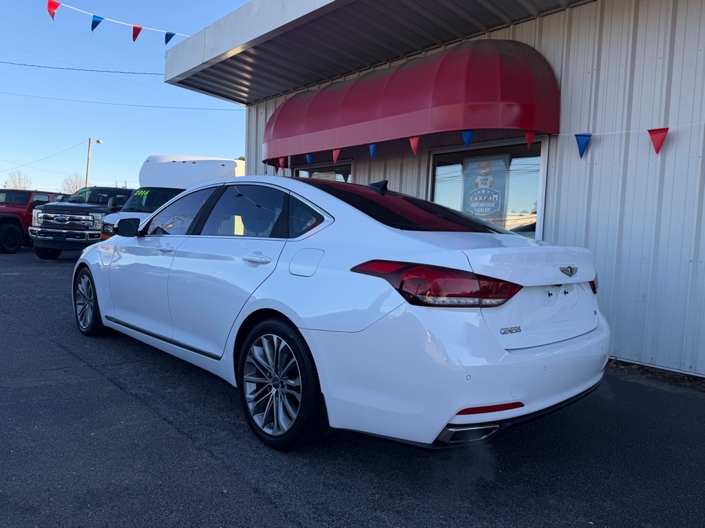 Hyundai Genesis  2015