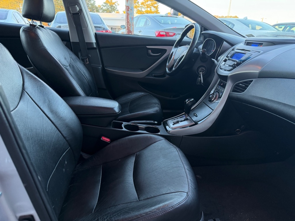 Hyundai Elantra GLS 2013