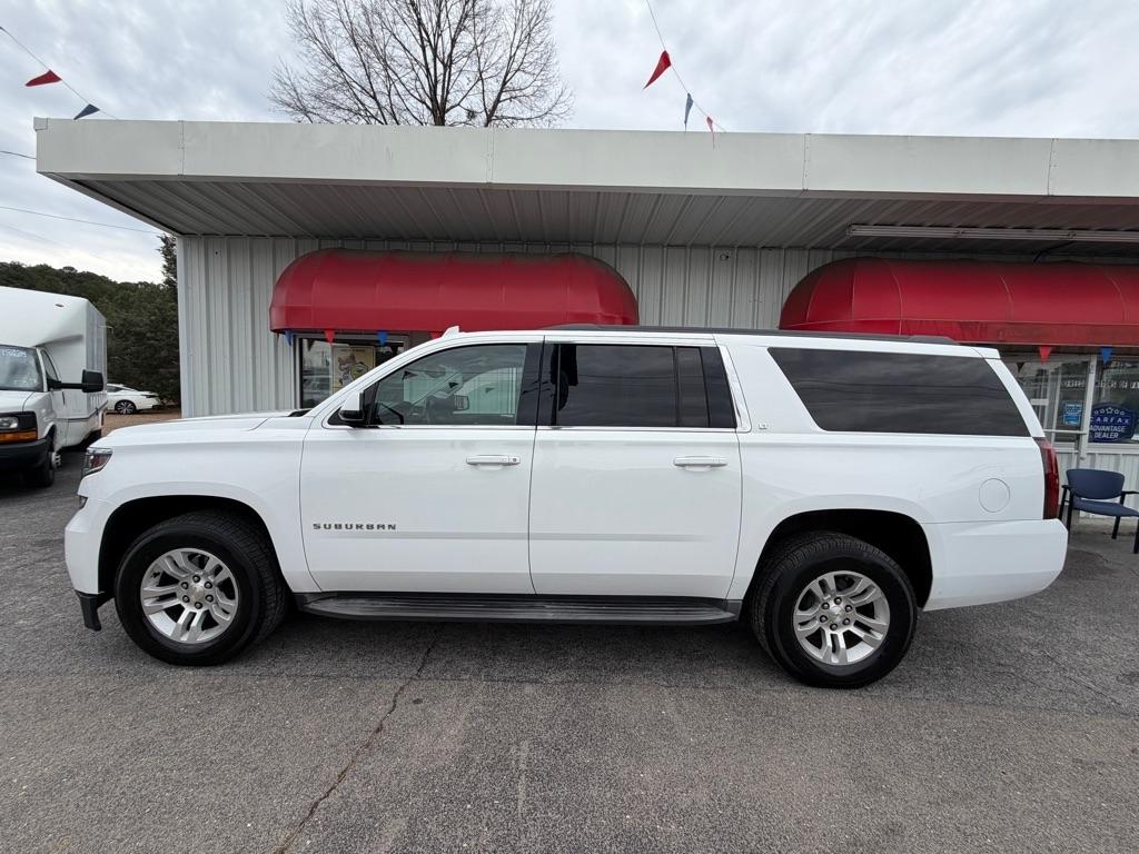 Chevrolet Suburban  2015