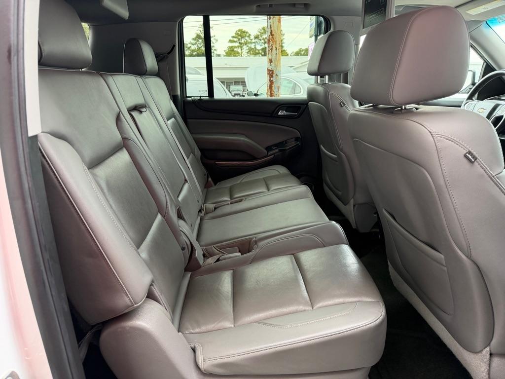 Chevrolet Suburban  2015