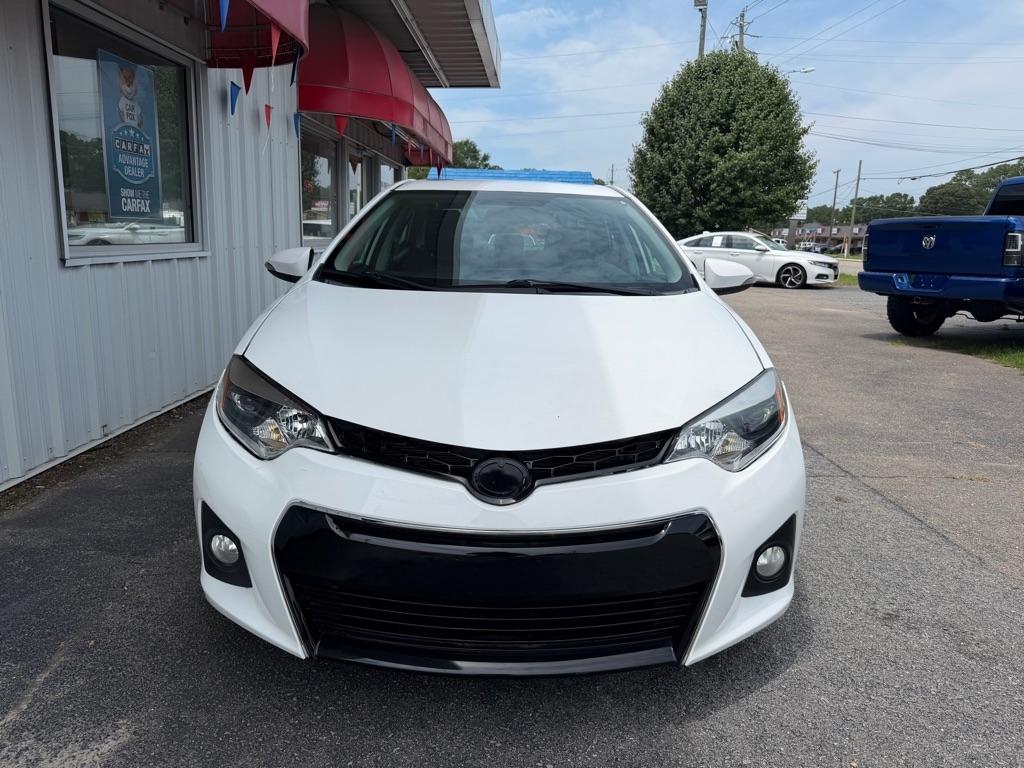 Toyota Corolla  2015