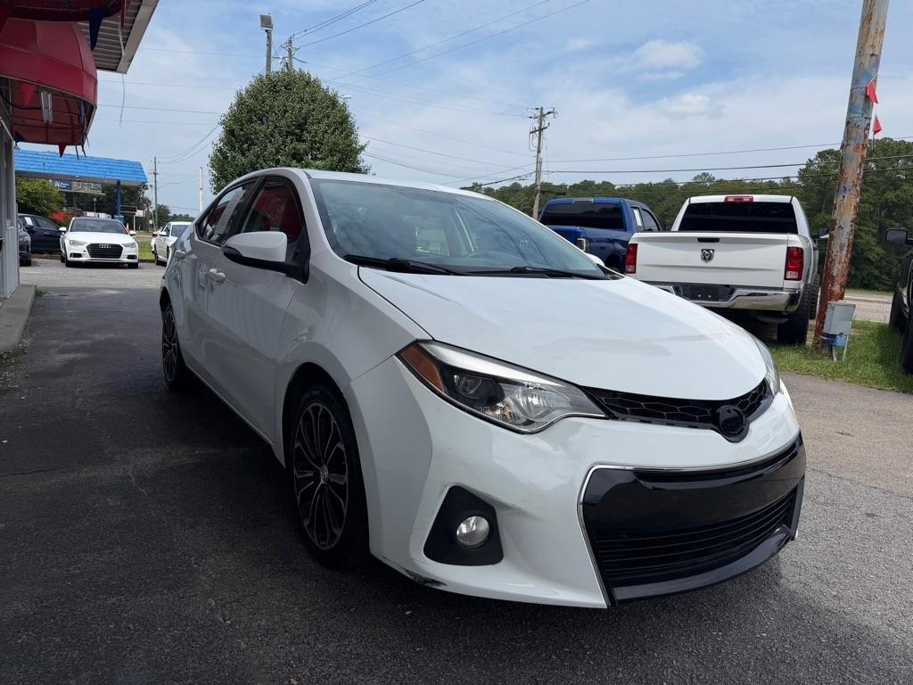 Toyota Corolla  2015