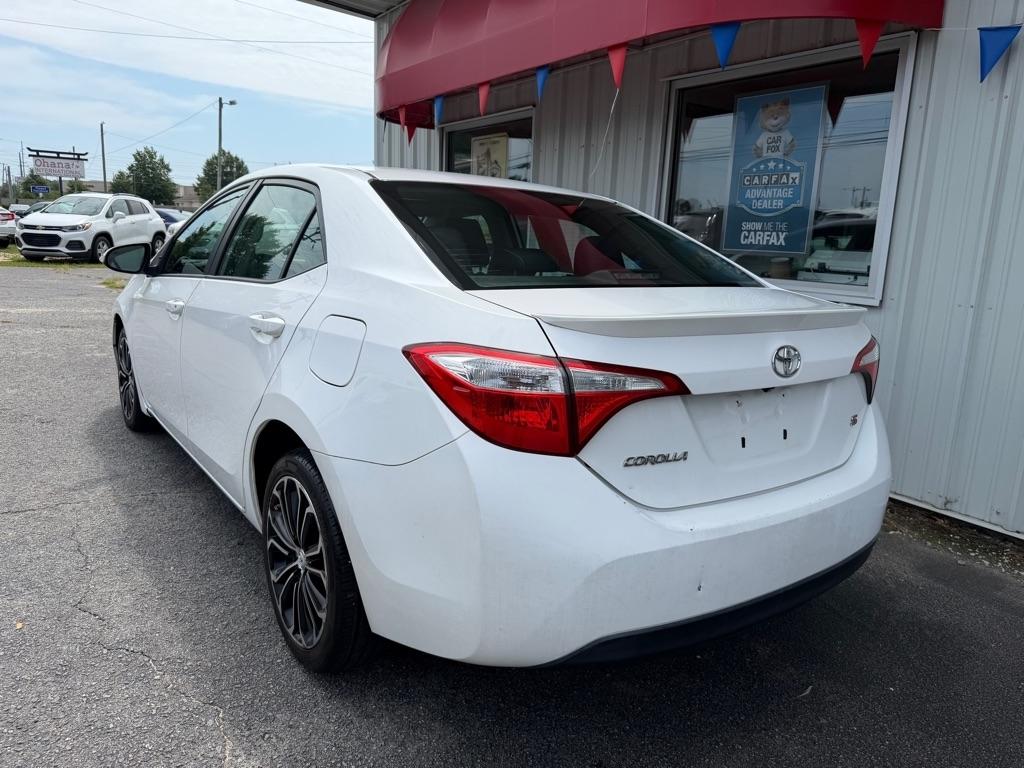 Toyota Corolla  2015