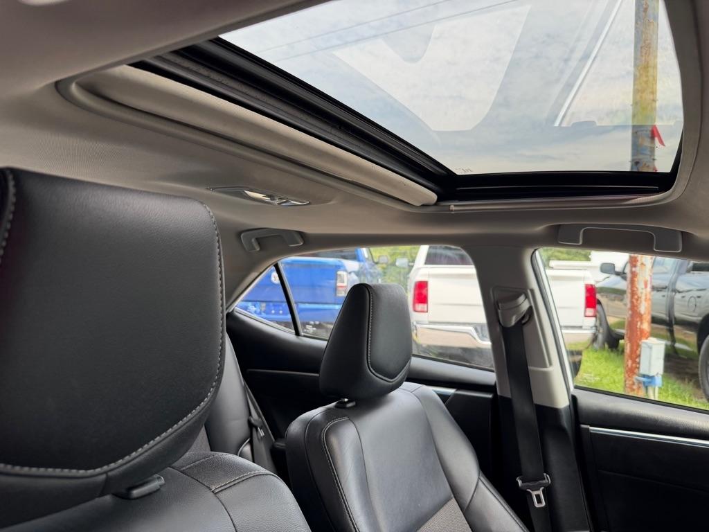 Toyota Corolla  2015