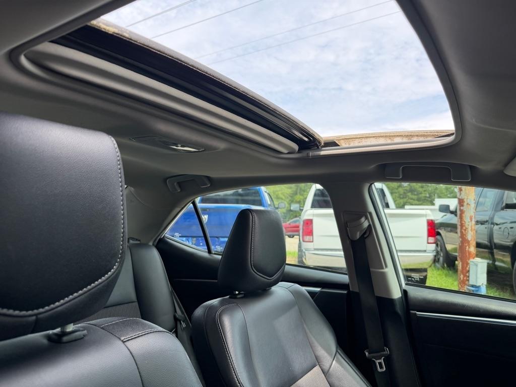 Toyota Corolla  2015