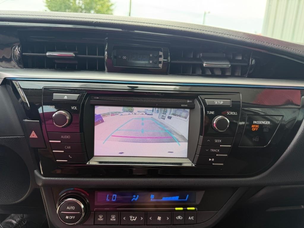 Toyota Corolla  2015
