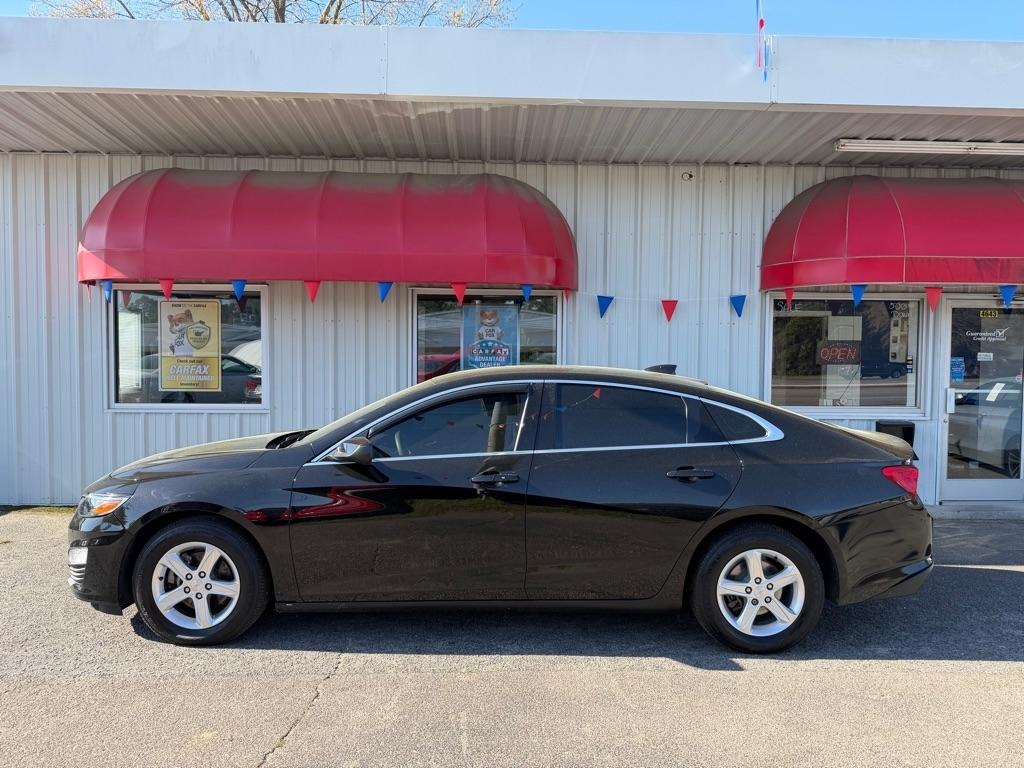 Chevrolet Malibu  2021