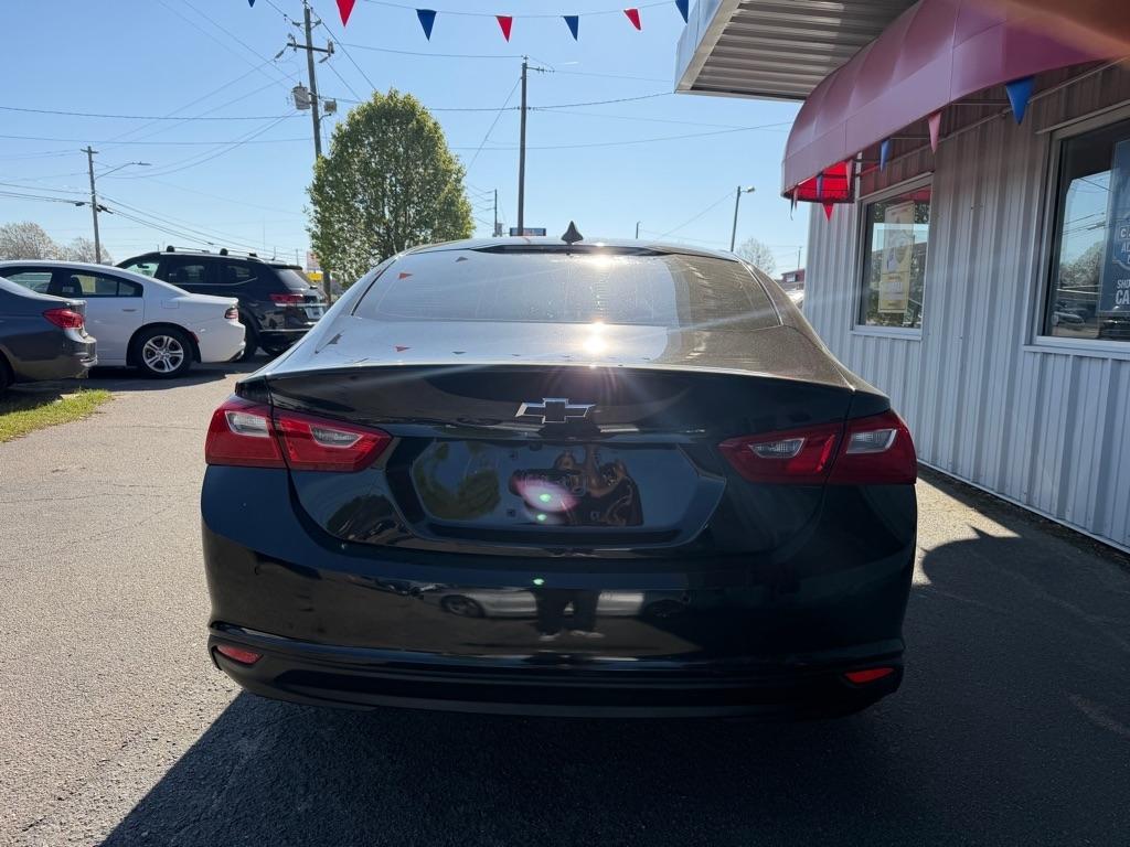 Chevrolet Malibu  2021