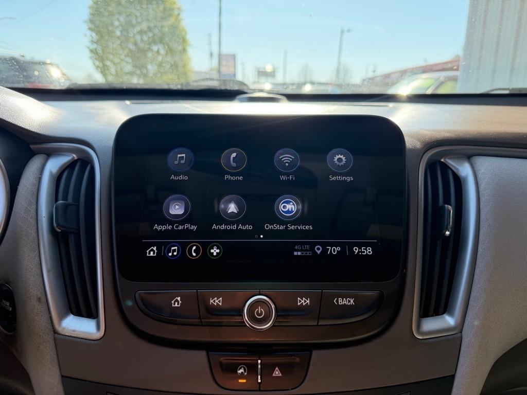 Chevrolet Malibu  2021