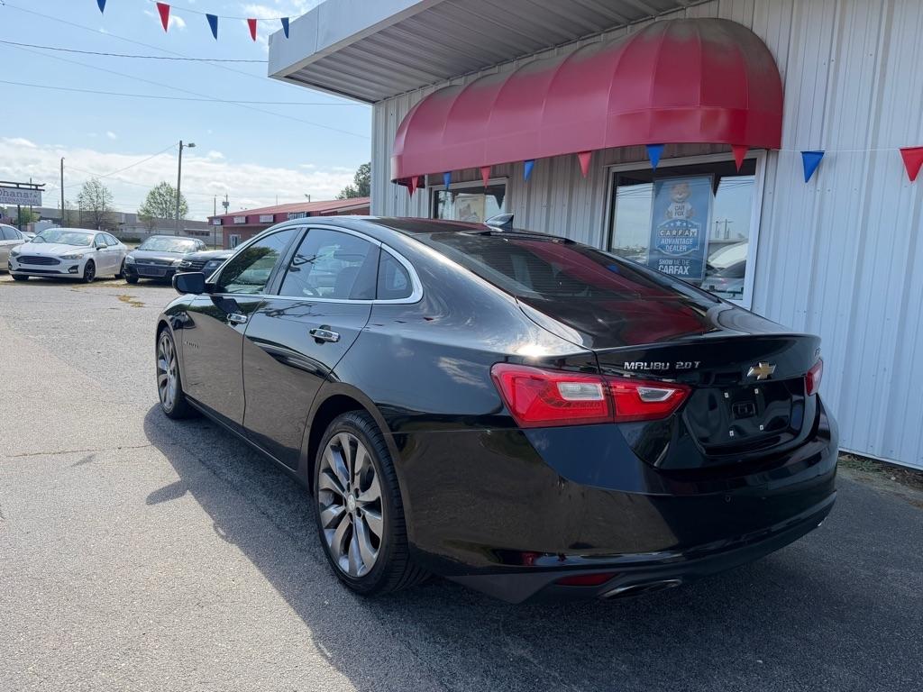 Chevrolet Malibu  2016