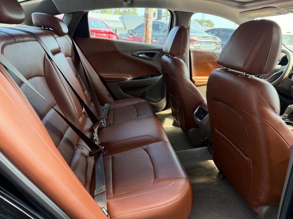 Chevrolet Malibu  2016