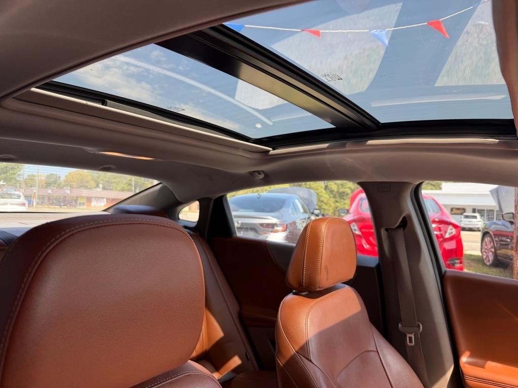 Chevrolet Malibu  2016