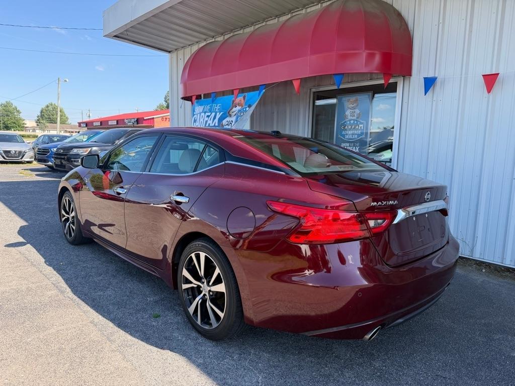 Nissan Maxima  2018