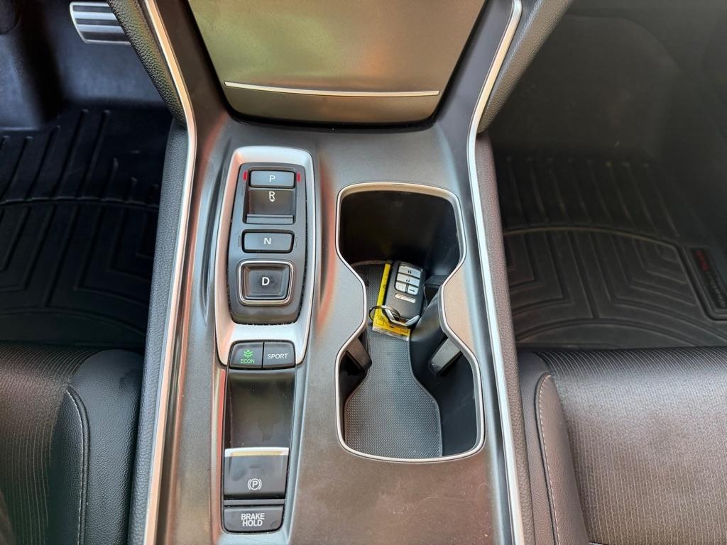 Honda Accord  2019