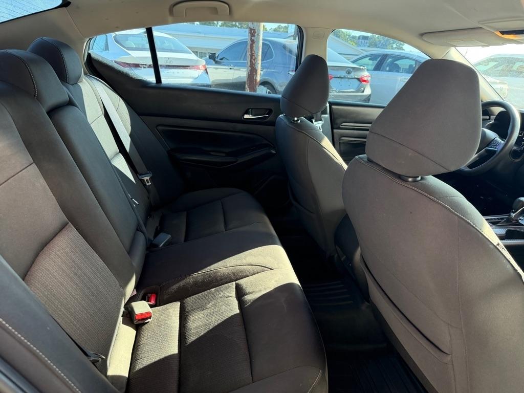 Nissan Altima  2020
