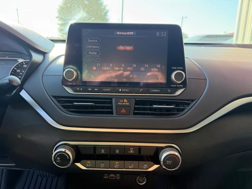 Nissan Altima  2020