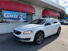 2016 Volvo V60 Cross Country 