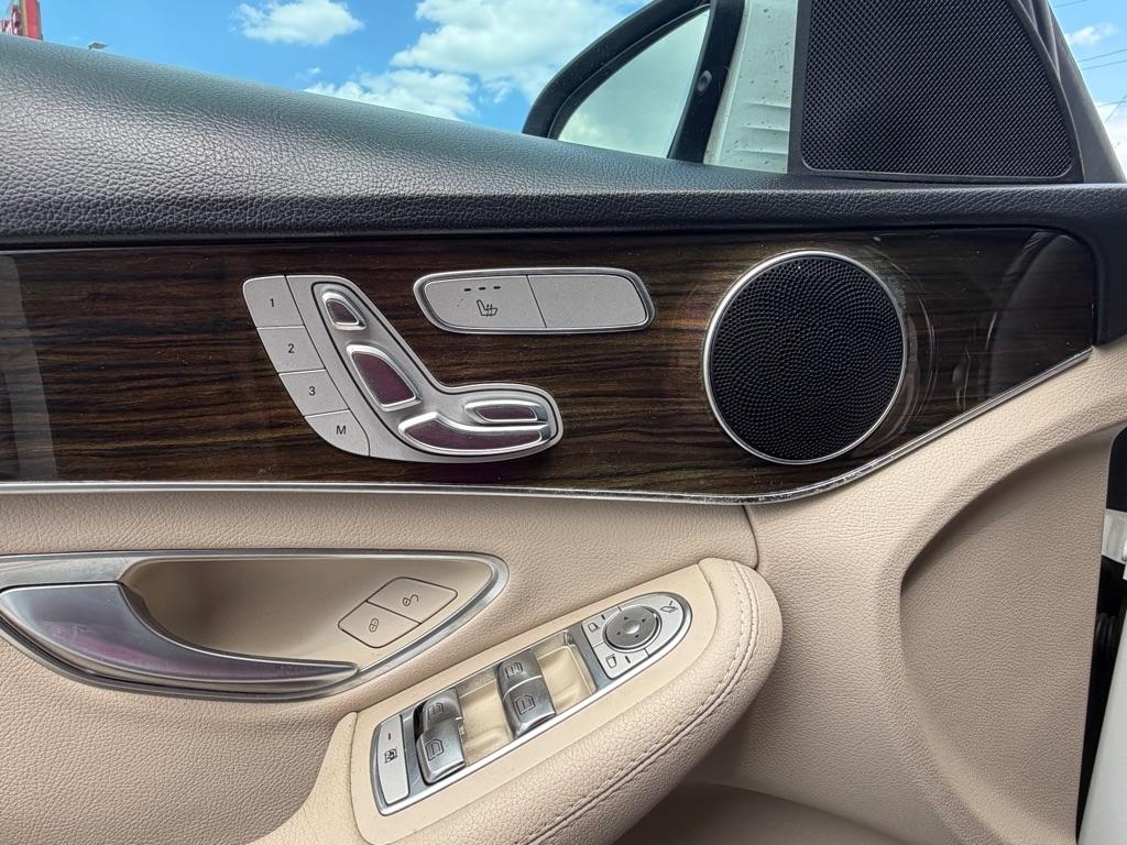 Mercedes-Benz C-Class  2019