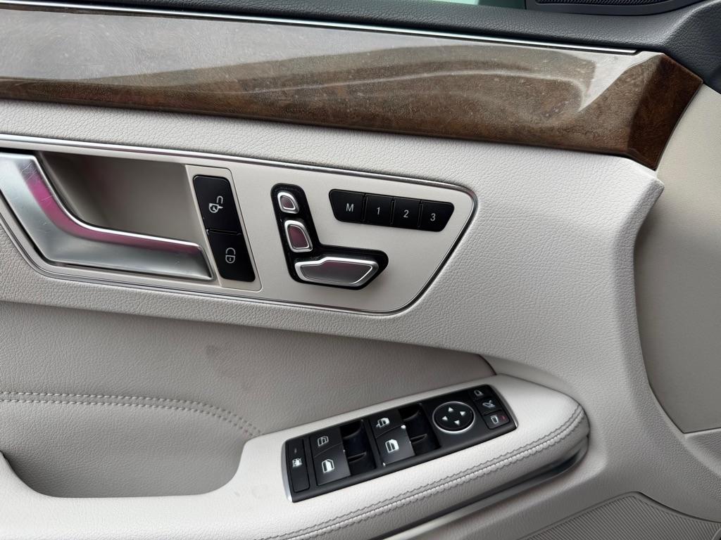 Mercedes-Benz E-Class  2015