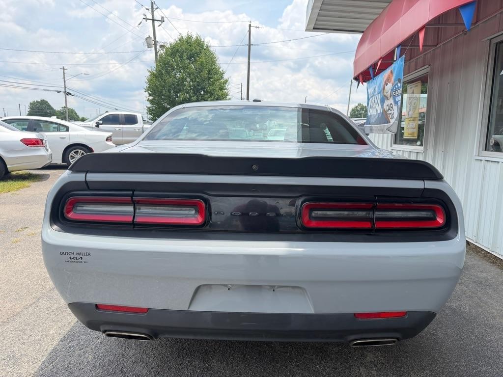Dodge Challenger  2022