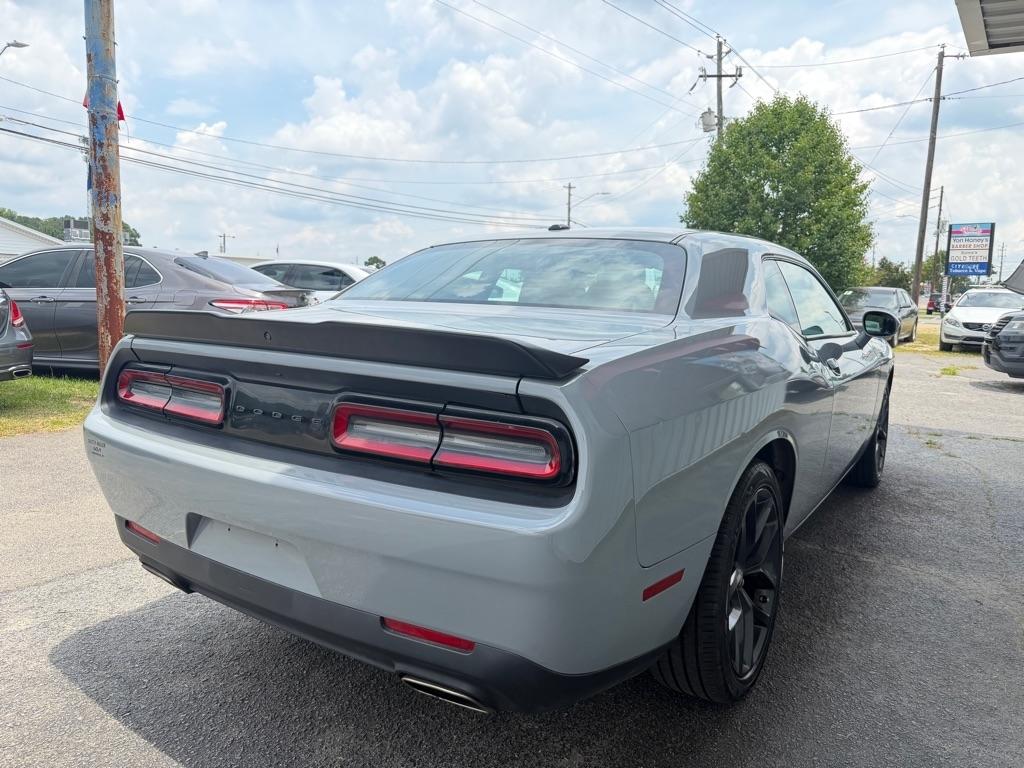 Dodge Challenger  2022