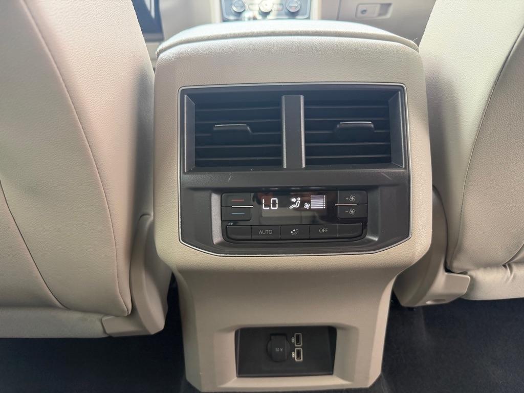 Volkswagen Atlas  2018