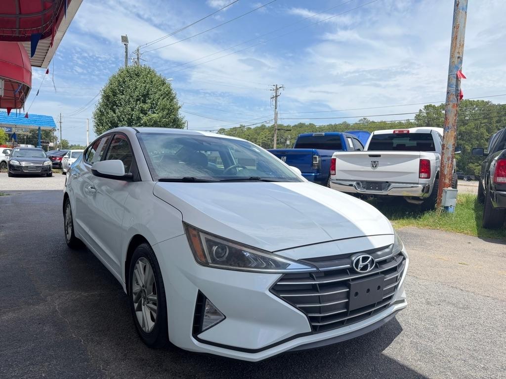 Hyundai Elantra  2019