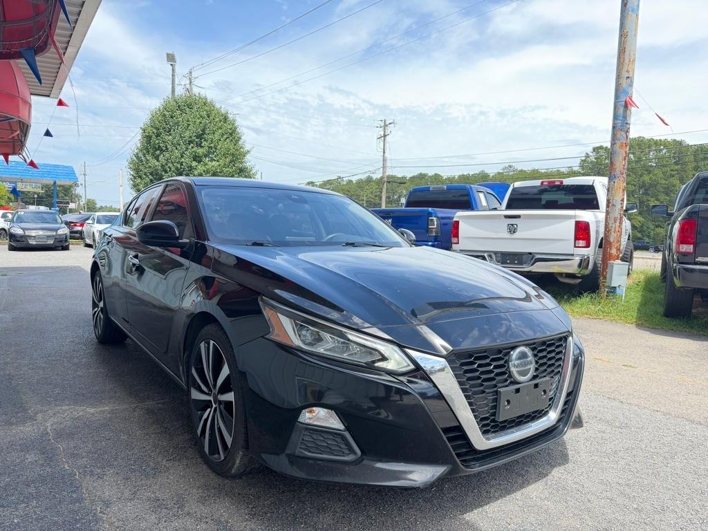 Nissan Altima  2021