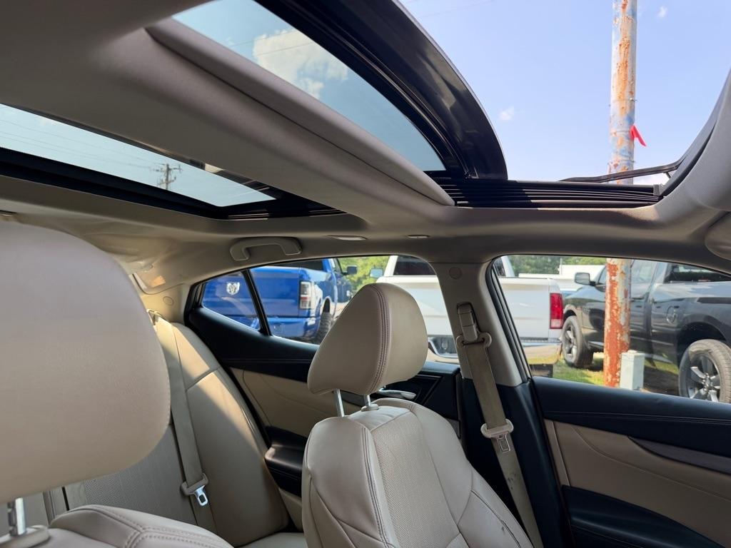 Nissan Maxima  2018