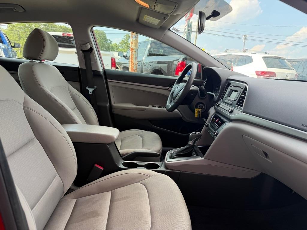 Hyundai Elantra  2017