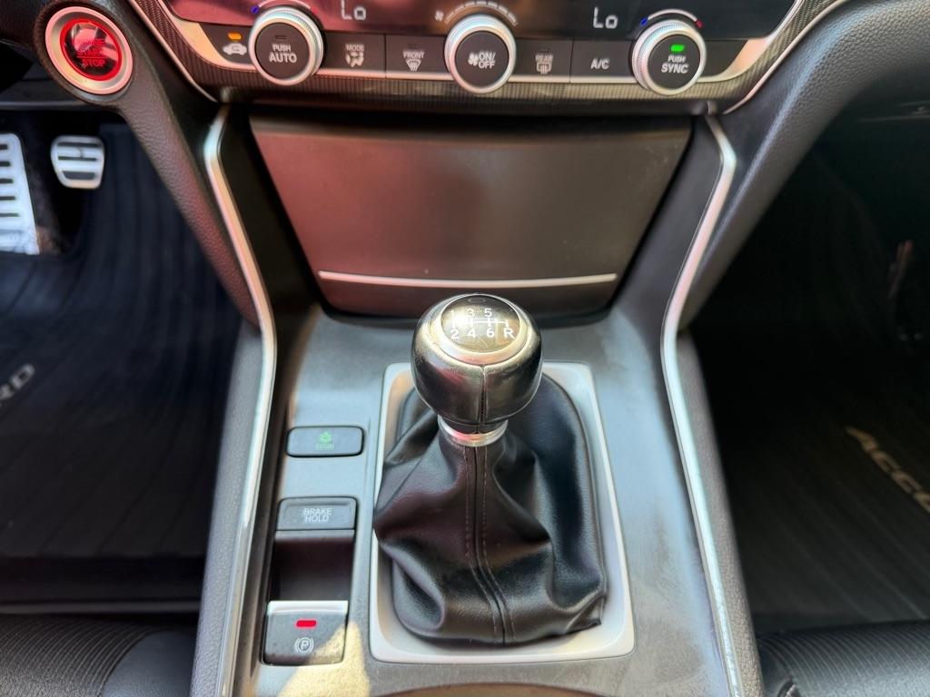 Honda Accord  2019