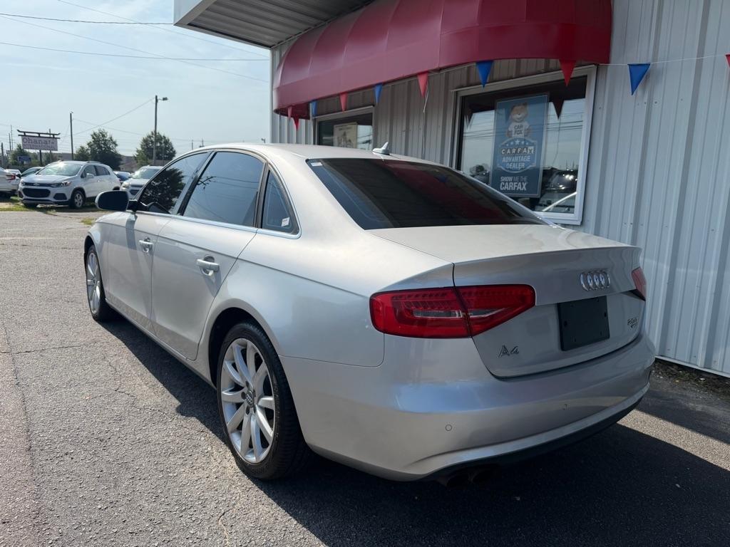 Audi A4  2013