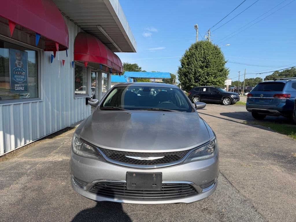 Chrysler 200  2015