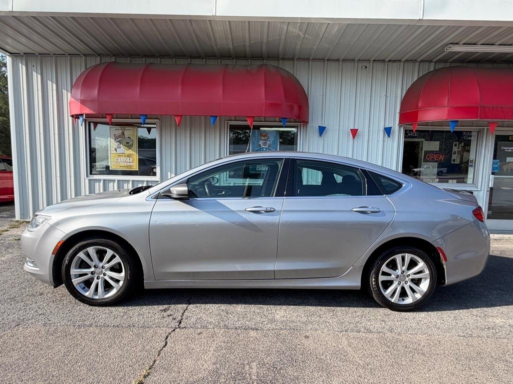 Chrysler 200  2015