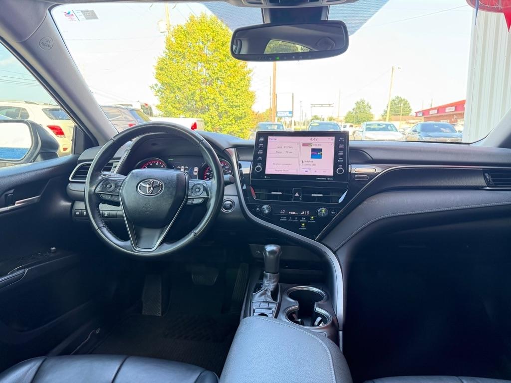 Toyota Camry  2023